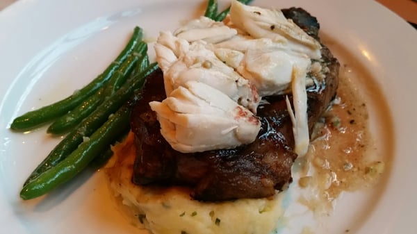 Sink your teeth into a sumptuous steak dinner (Photo from Bridget's Steakhouse) Sink your teeth into a sumptuous steak dinner (Photo from Bridget's Steakhouse)